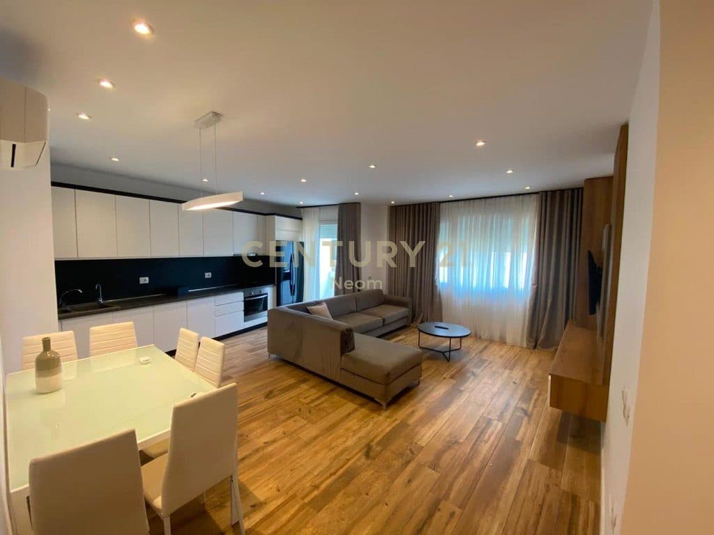 Apartment for rent in Tiranë