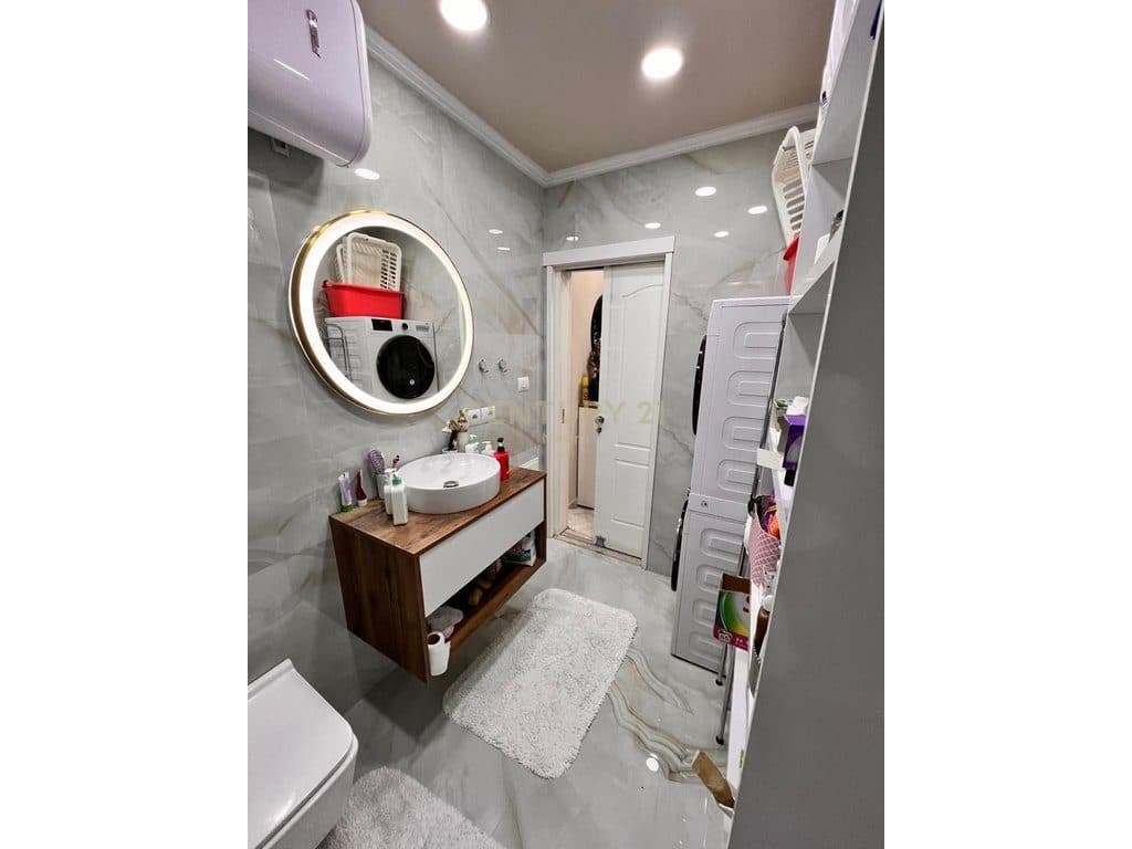JEPET ME QIRA APARTAMENT 2+1+PARKIM TE KODRA E DIELLIT! 2