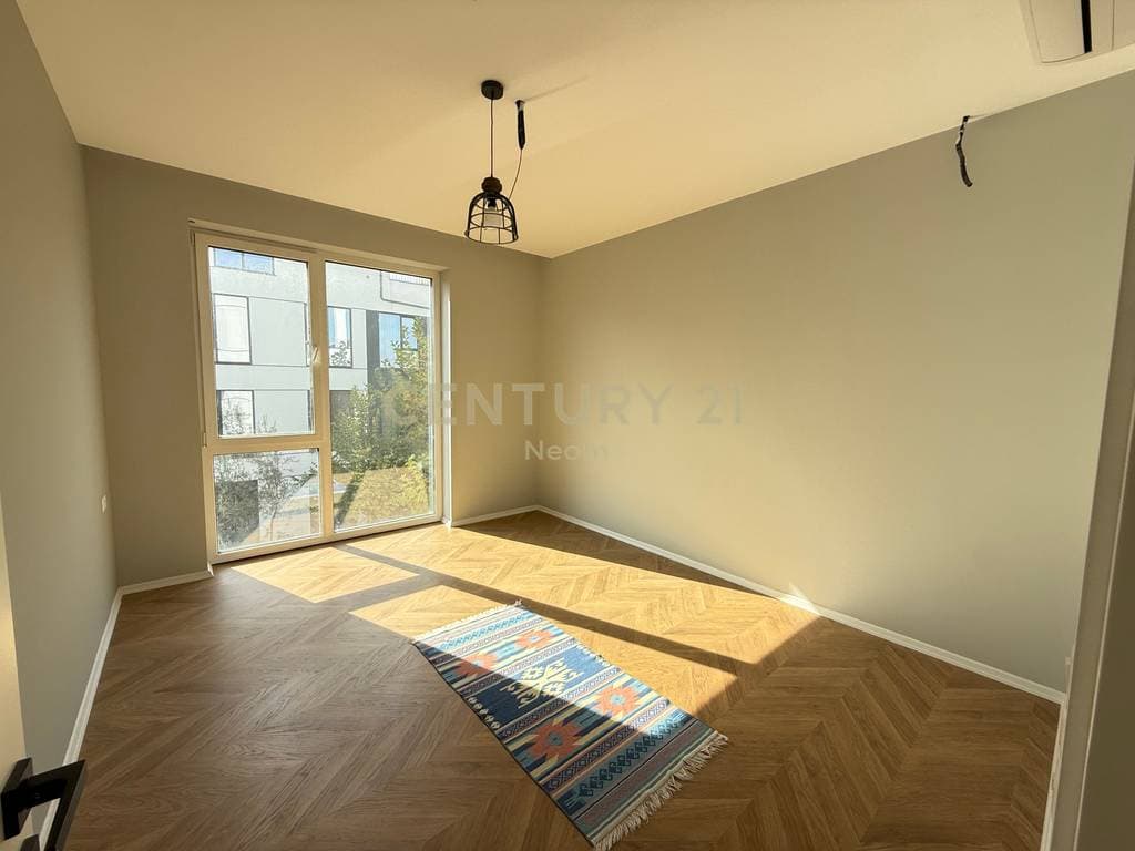 FOR RENT, MODERN APARTMENT 3+1+2+PARKING PLACE, DRIED LAKE!! 4