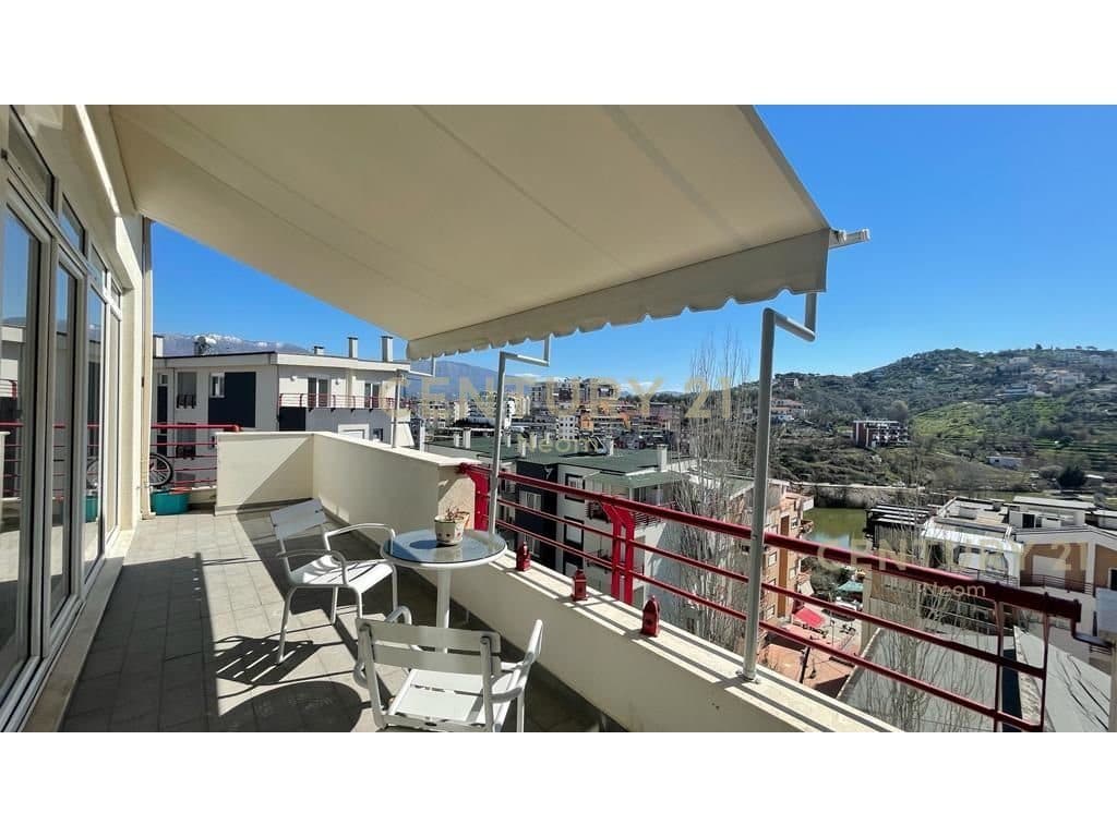 Duplex per qera te Liqeni i Thate. 2