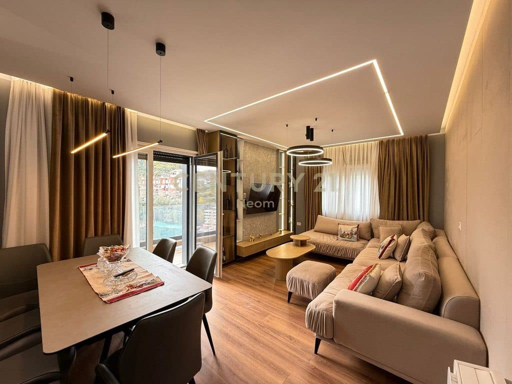 Apartament 2+1+2 për Qira – Kodra e Diellit, Tiranë