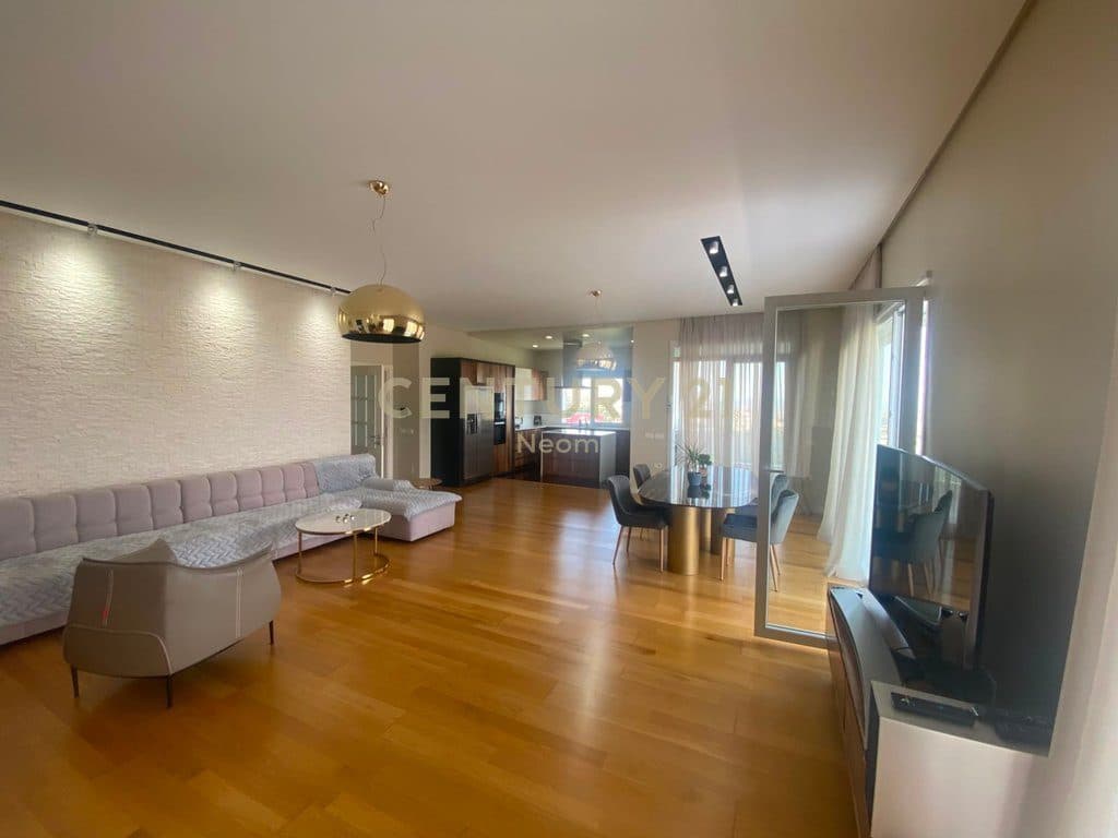 Apartament 2+1+2+Parkim me qira pranë Kopshtit Botanik, Tiranë 2