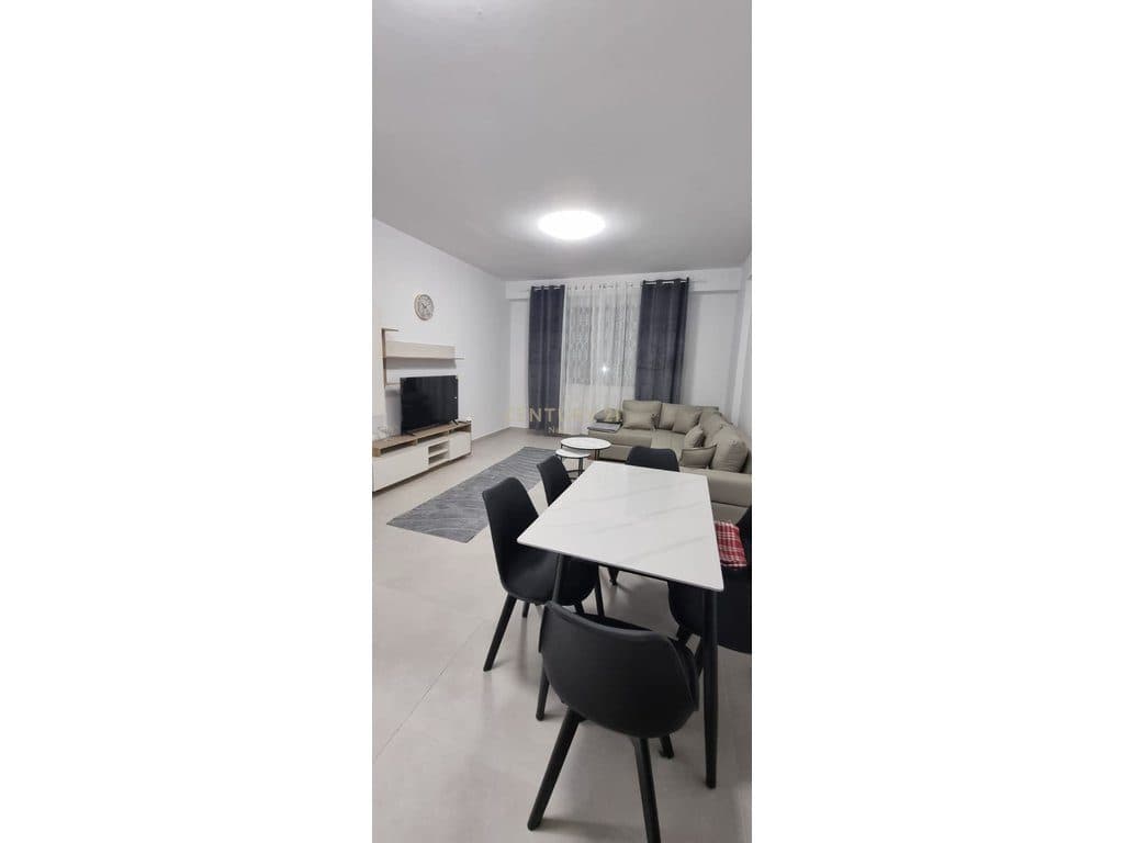 Apartament 1+1 me Qera , Unaza e Re