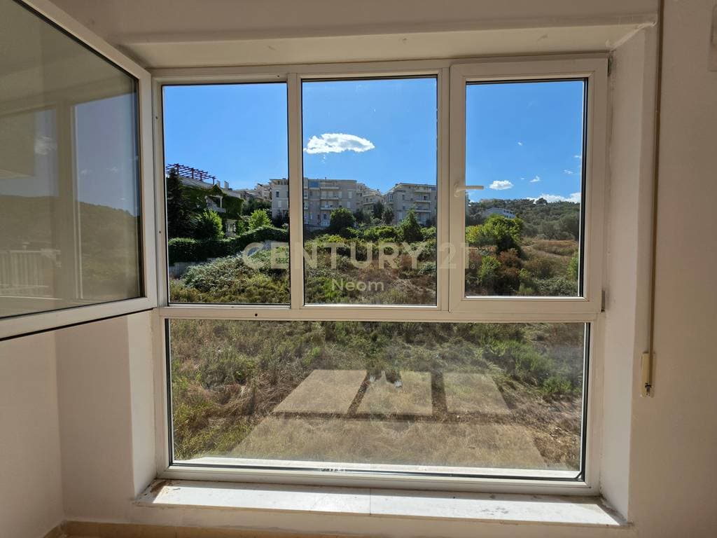 🏡 SHITET APARTAMENT 3+1+2 – RRUGA EDUARD MANO, LIQENI I THATË