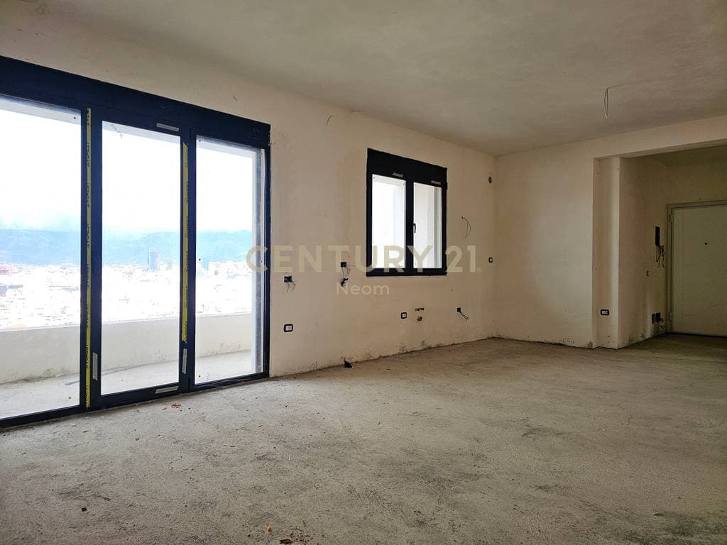 2+1 APARTMENT FOR SALE – KODRA E DIELLIT 4