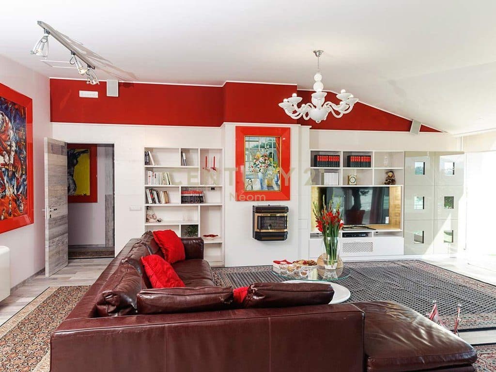 SHITET APARTAMENT MODERN ME DHOME GARDEROBE 200M2, ME PAMJE NGA LIQENI I TIRANES 3