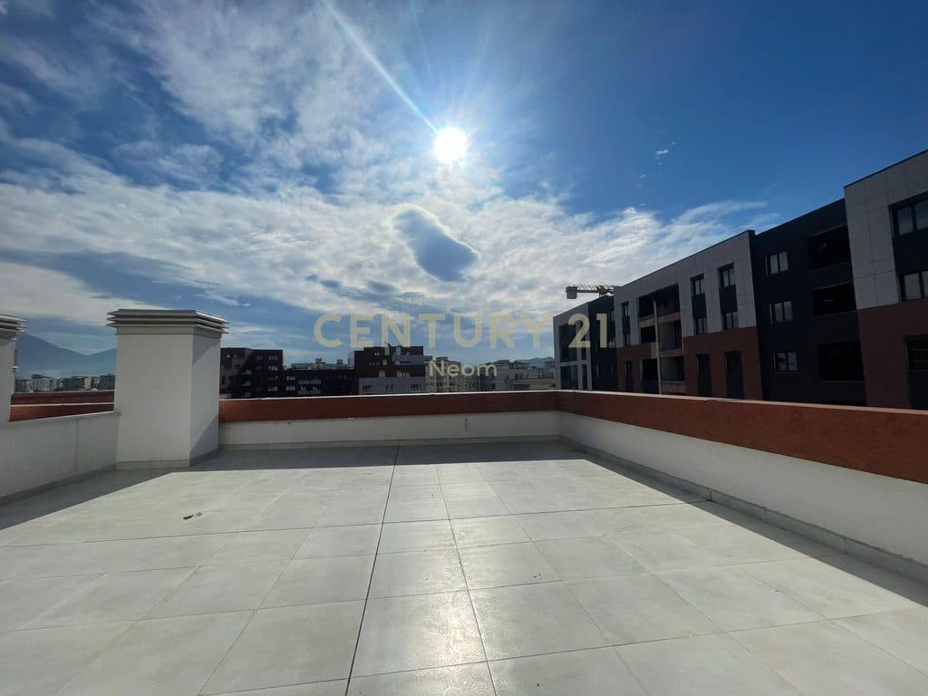 SHITET APARTAMENT PENTHOUSE 3+1+VERANDE NE ASTIR TE URBAN GATE 3