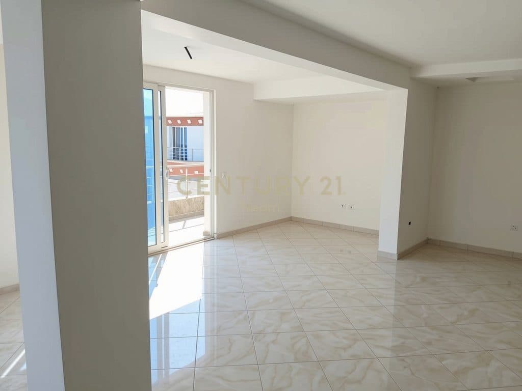 SHITET APARTAMENT 2+1|BALLKON 33M2 ME PAMJE FANTASTIKE 4