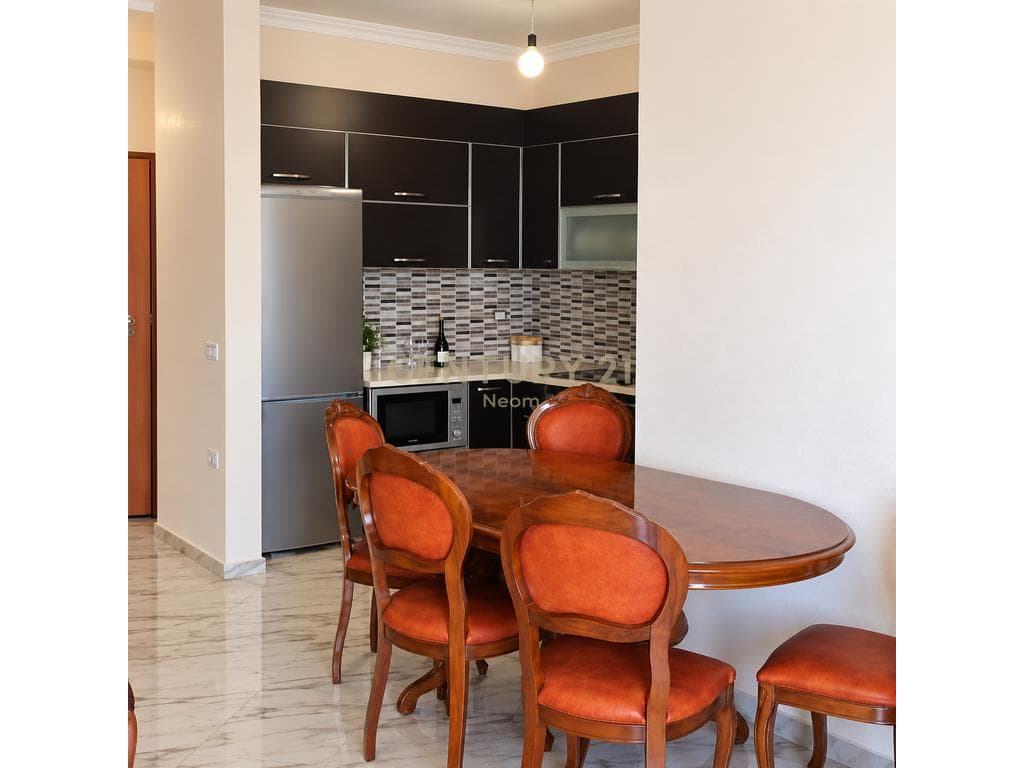 SHITET APARTAMENT 2+1 ME PAMJE FANTASTIKE, UJI I FTOHTE - VLORE, CMIMI 196000 EURO 2