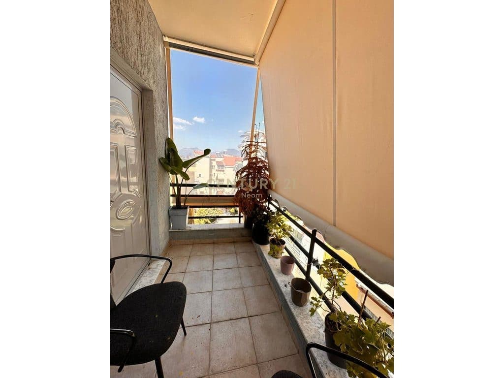 JEPET ME QIRA APARTAMENT 2+1+PARKIM TE KODRA E DIELLIT! 3