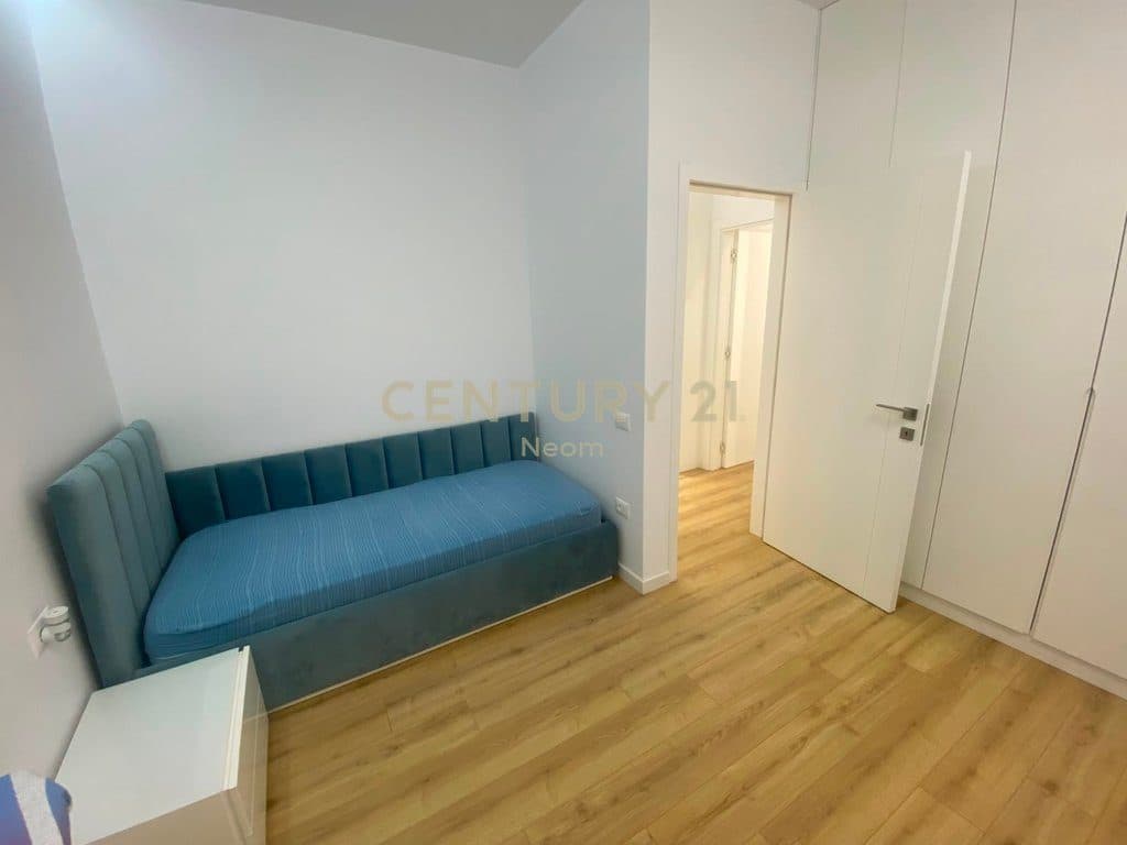 Apartament 2+1+2+Parkim me qira pranë Kopshtit Botanik, Tiranë 4