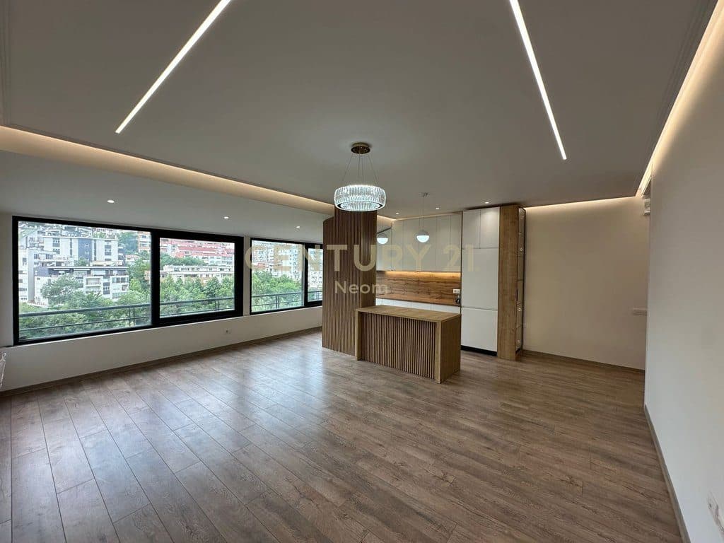 Apartament 2+1 Për Shitje Liqeni i Thatë