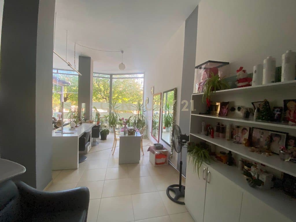 Commercial Space for Sale - Near Report TV 3
