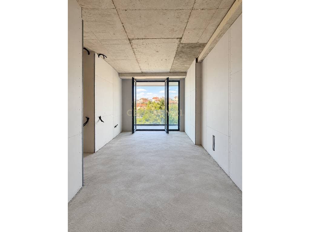 OKAZION!! SHITET APARTAMENT 1+1, ALI DEMI - 137000 EURO 3