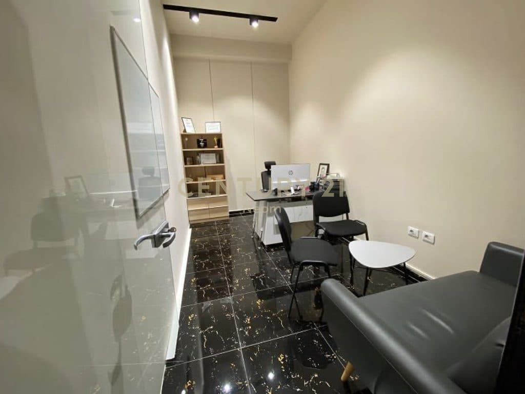 JEPET ME QIRA DYQAN DUPLEX 300M2, PERBALLE BIRRA TIRANES 3