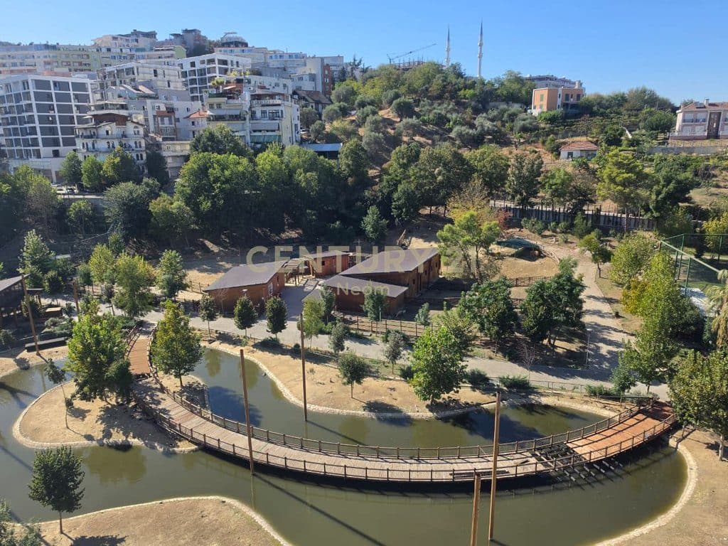 SHITET APARTAMENT 3+1+2 | 167 M2 ME PAMJE NGA KOPSHTI ZOOLOGJIK, PA MALORE