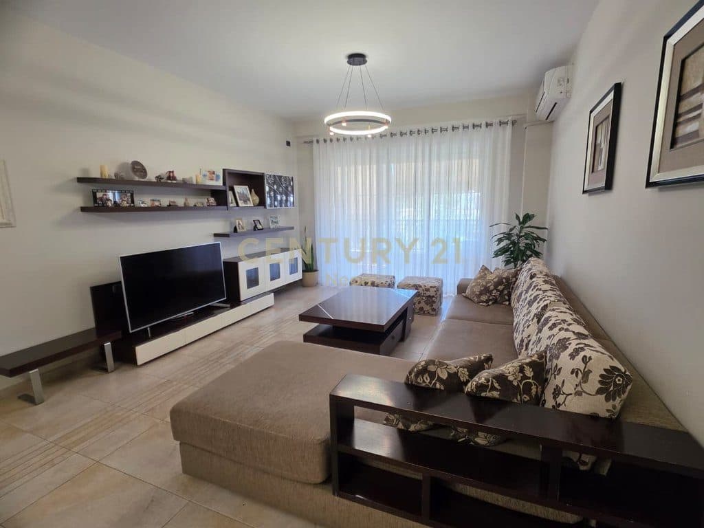Apartament 3+1+3 me Qira me pamje panoramike, Kopshti Zoologjik