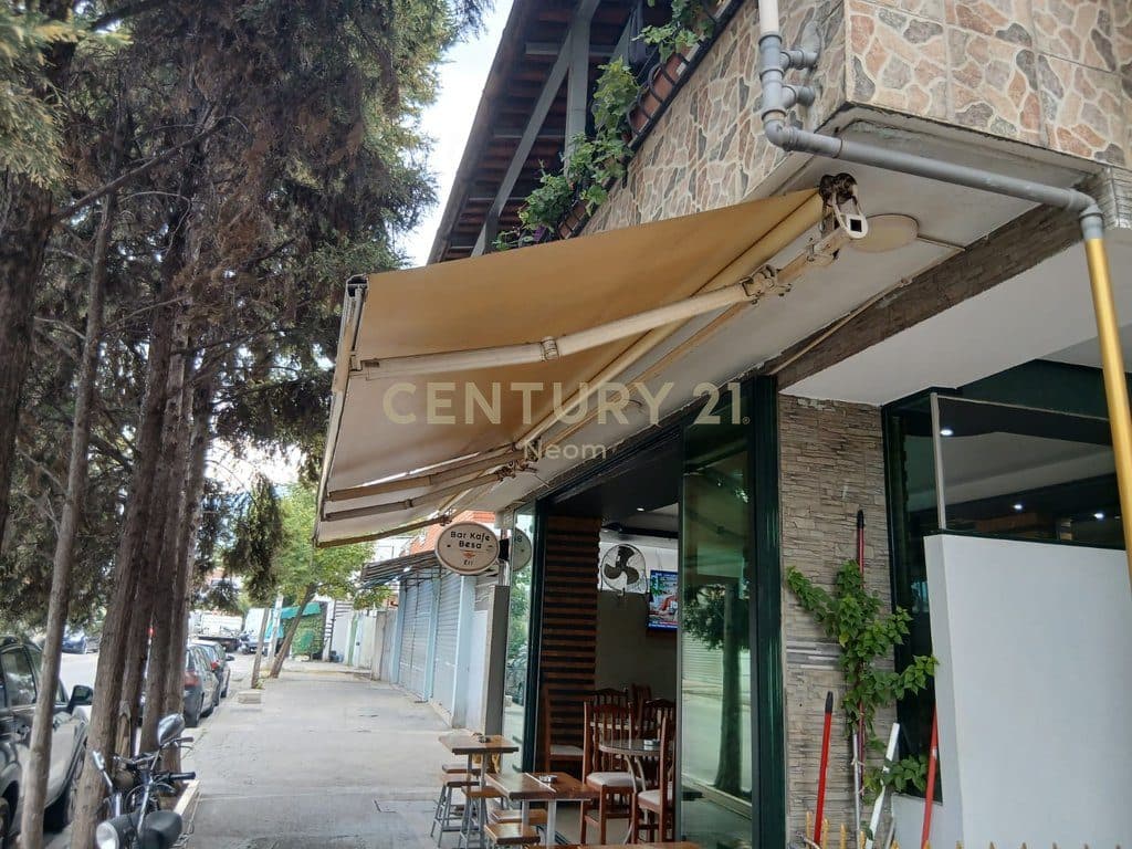 Shpallje për Shitje Prone: Bar-Kafe dhe Banesë 2-Kate në Tiranë - 593,952€ | 236m² 3