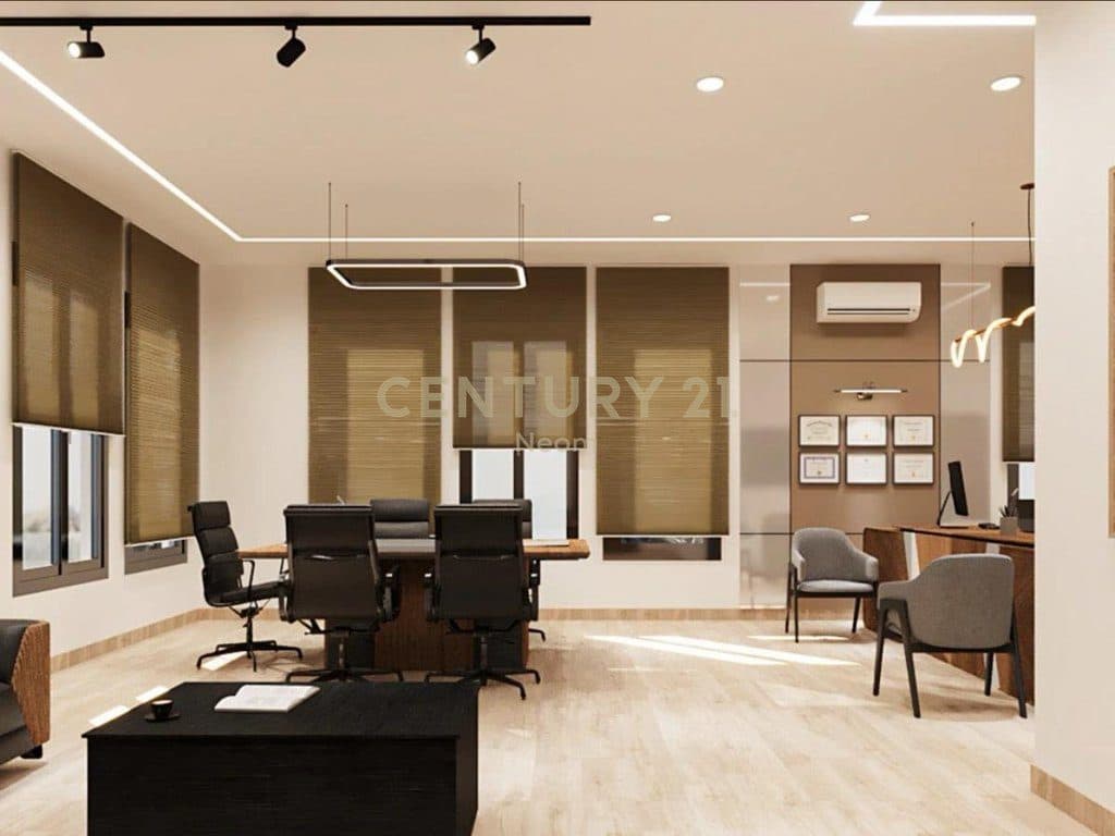 SPACE FOR RENT - 110 m², IN THE HEART OF BLOKU!!