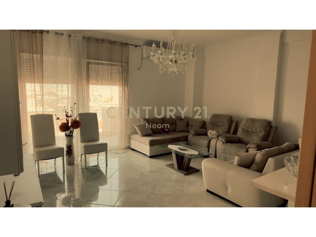 Penthouse 3+2 në Shitje përballë QTU-së, Tiranë – 220 m² me Pamje Panoramike 3