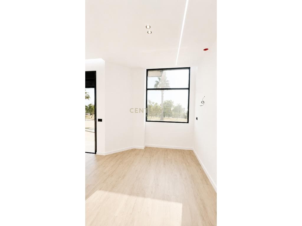 Shitet apartament 1+1 në Lungomare, Vlorë – një mundësi perfekte për banim ose investim! 3