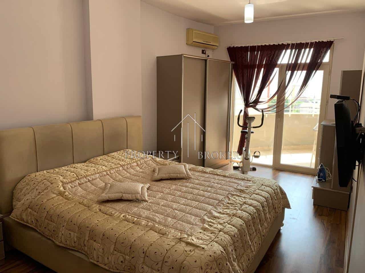 apartamenti 2+1+2+2 ballkone ne Elbasan, ne Qender te Elbasanit! 4