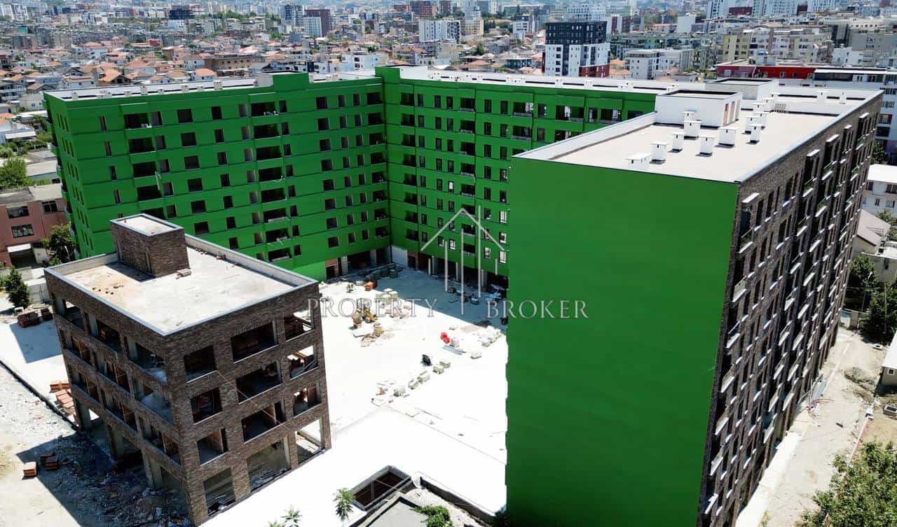 Jepet me qera apartament 3+1+2 tek 5 Maji !