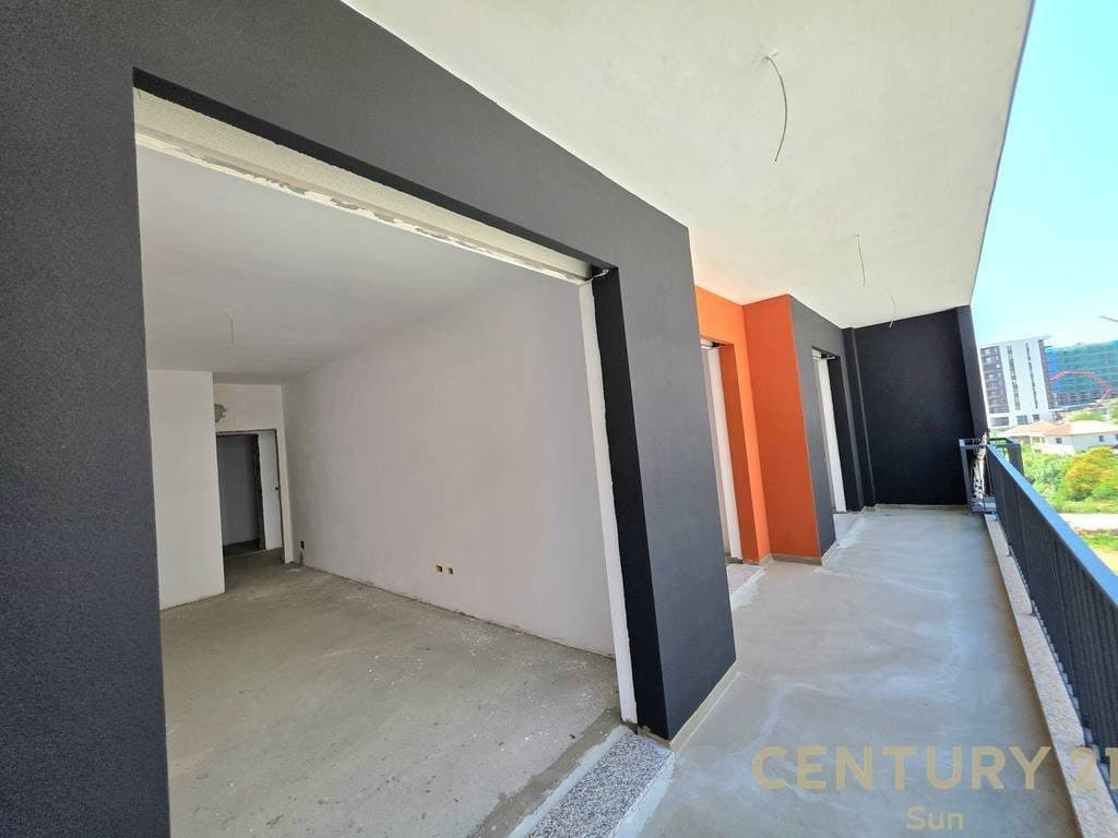 APARTAMENT 2+1 PER SHITJE NE PASKUQAN