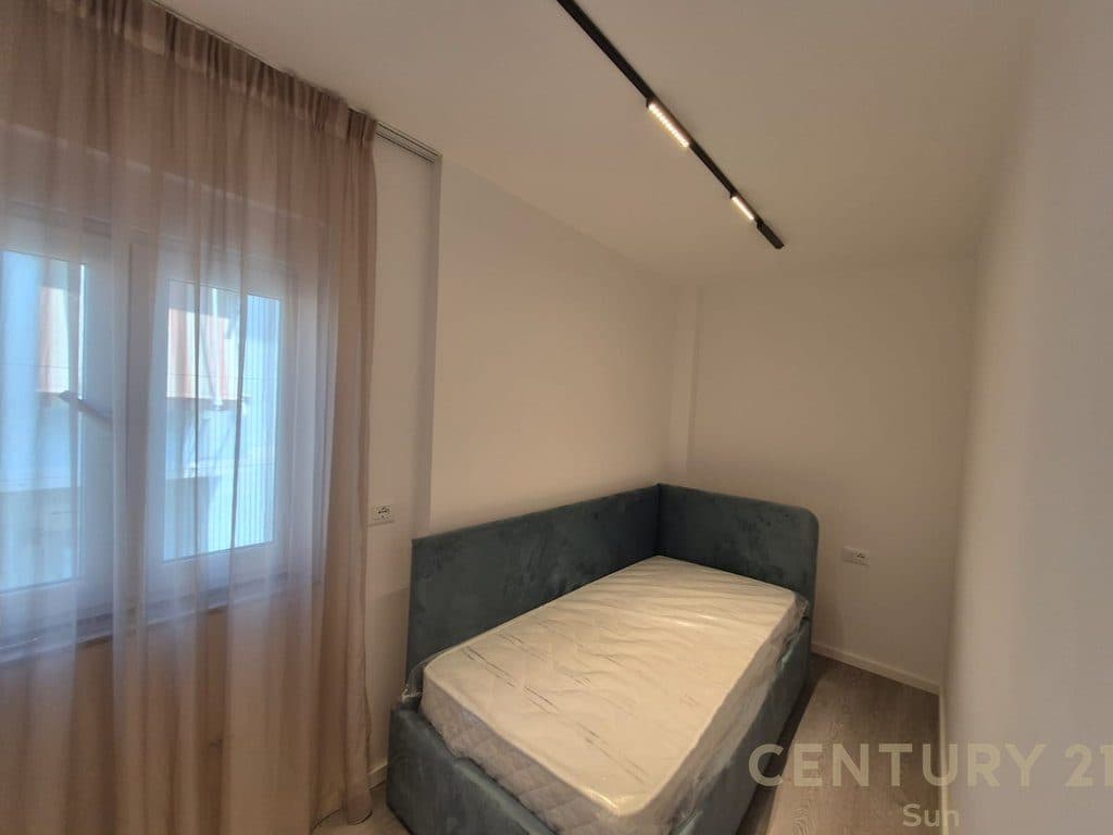 SHITET APARTAMENT 2+1 TE ISH GARDA TE SOPHIA 2