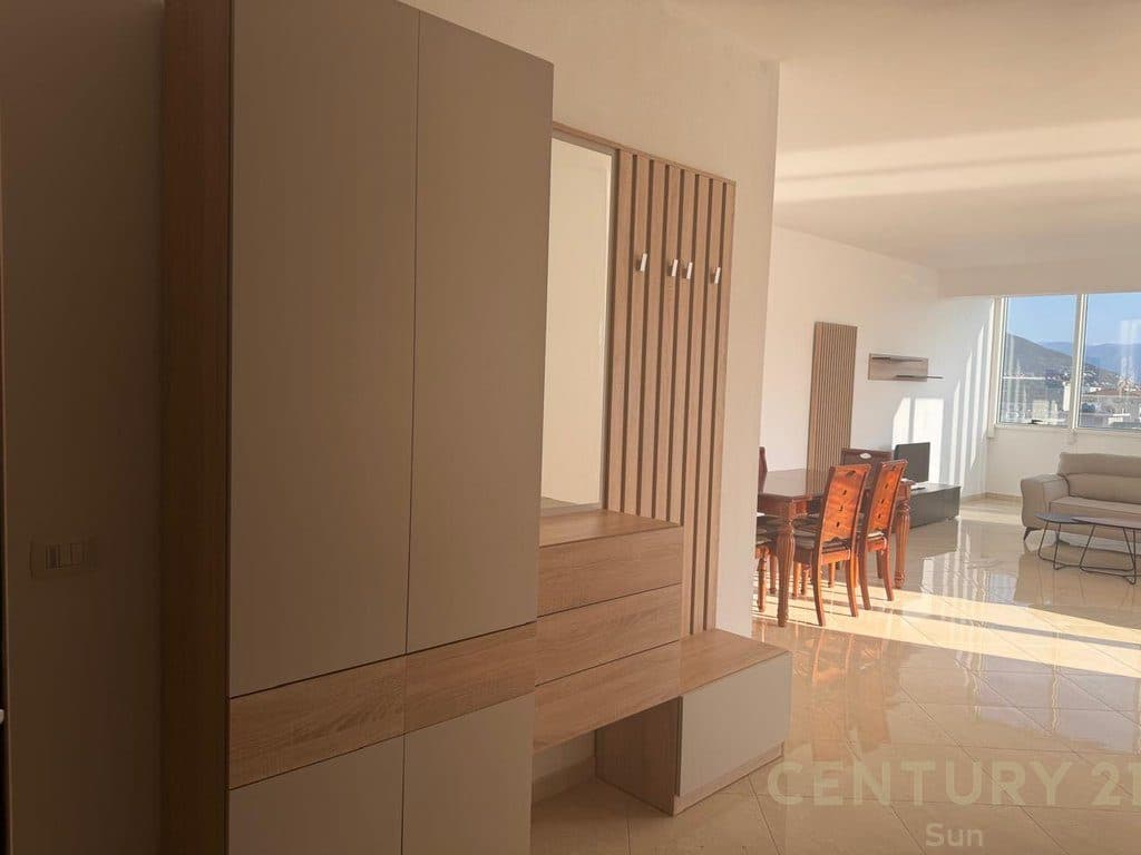 JEPET APARTAMENT 2+1+2 ME QERA NE VLORE 3