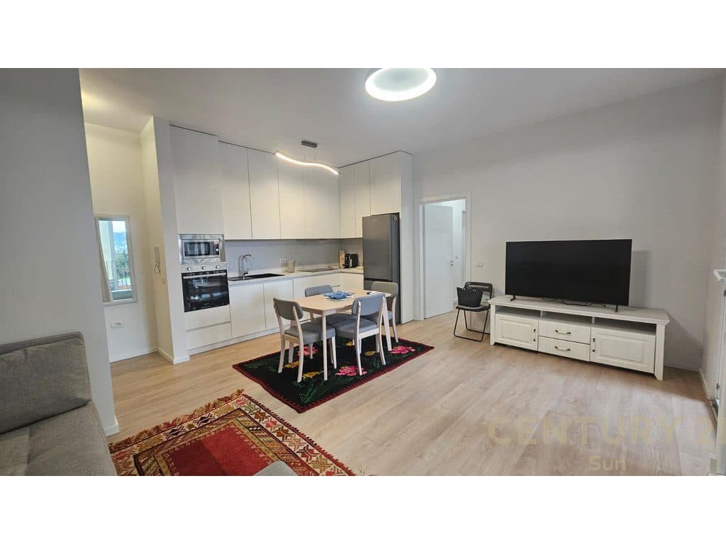 APARTAMENT 2+1 ME QIRA NE FUSHEN E AVIACIONIT 2