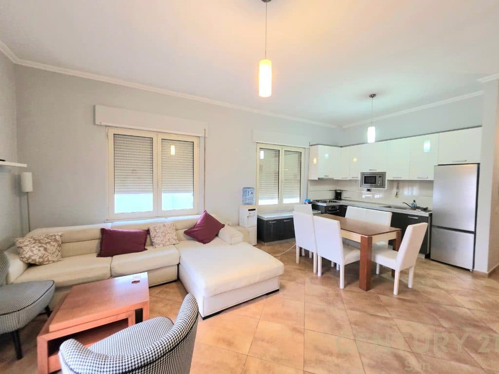 Apartament 2+2 Me Qira në Kopshtin Botanik Zoologjik, Tiranë - Çmimi: Kontaktoni | 108 m² 2