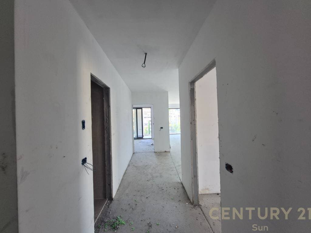 Shitet Apartament 2+1+2 tualete te Rr. Myslym Shyri – Urban Peak Residence 4