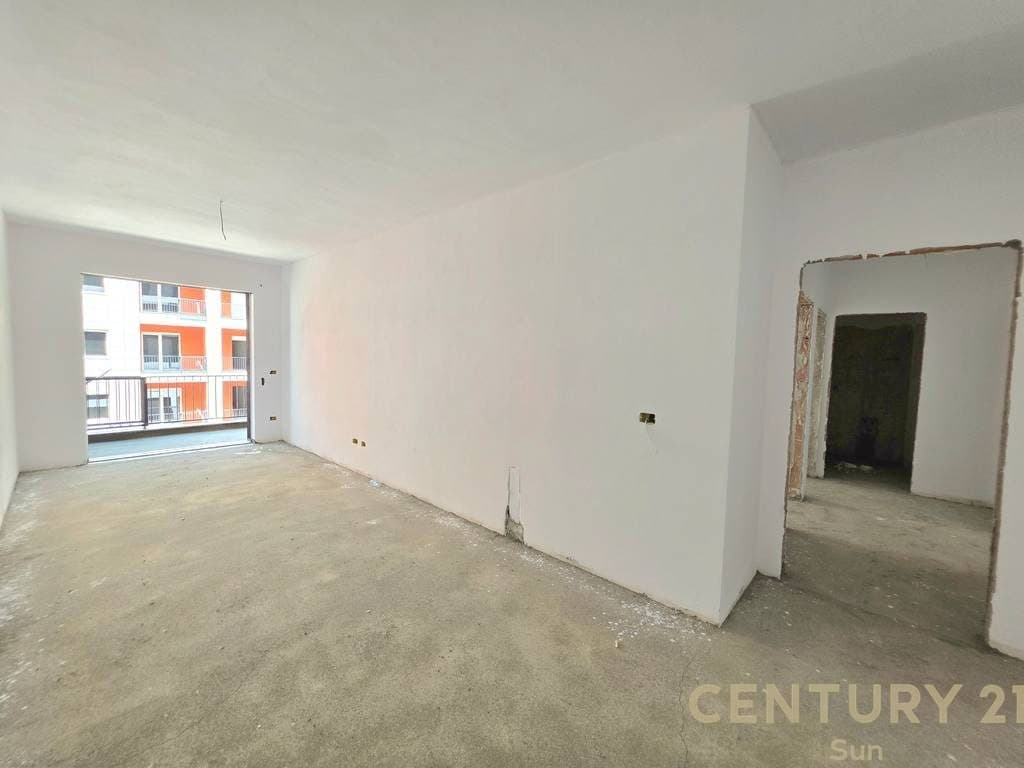 APARTAMENT 2+1 PER SHITJE NE PASKUQAN 4
