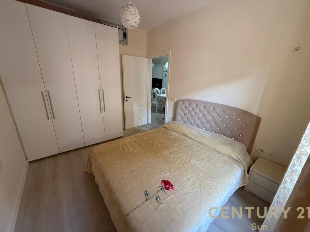 SHITET APARTAMENT NE LUNGOMARE! 4
