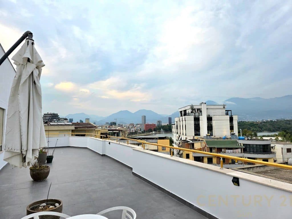 Apartament 2+2 Me Qira në Kopshtin Botanik Zoologjik, Tiranë - Çmimi: Kontaktoni | 108 m²