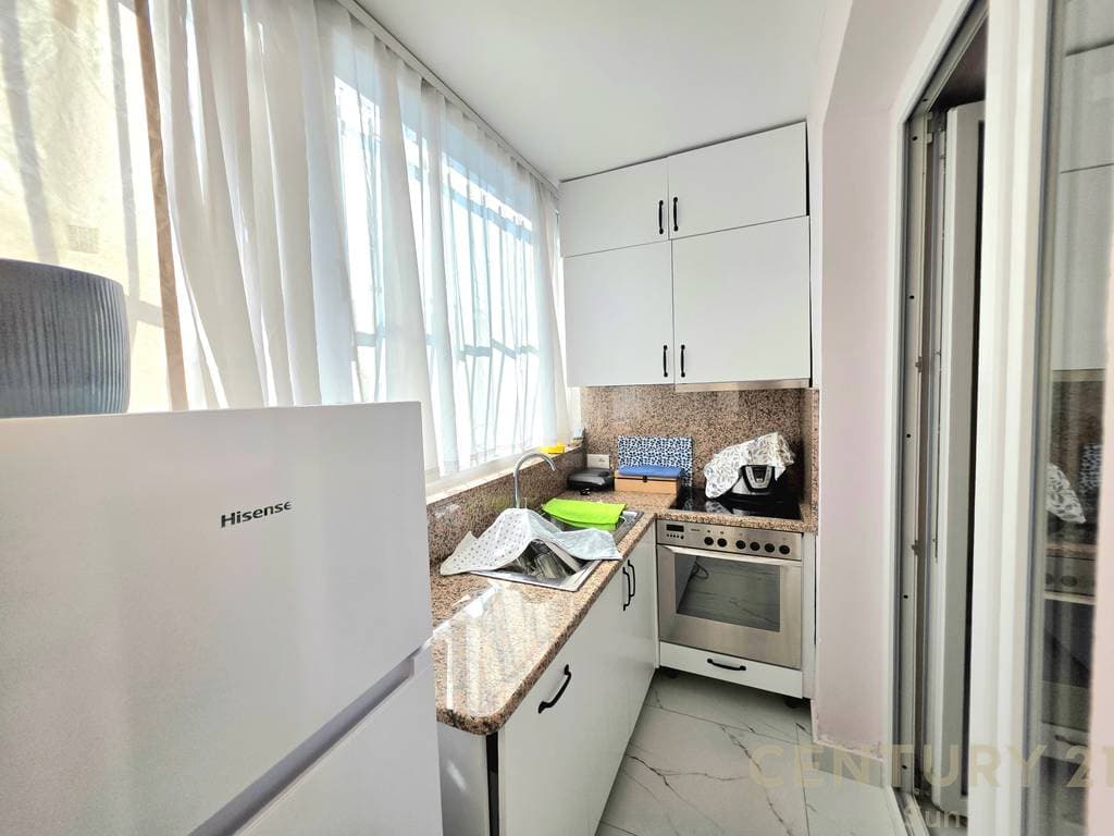 APARTAMENT 1+1 PER QIRA PRANE 21 DHJETORIT 4