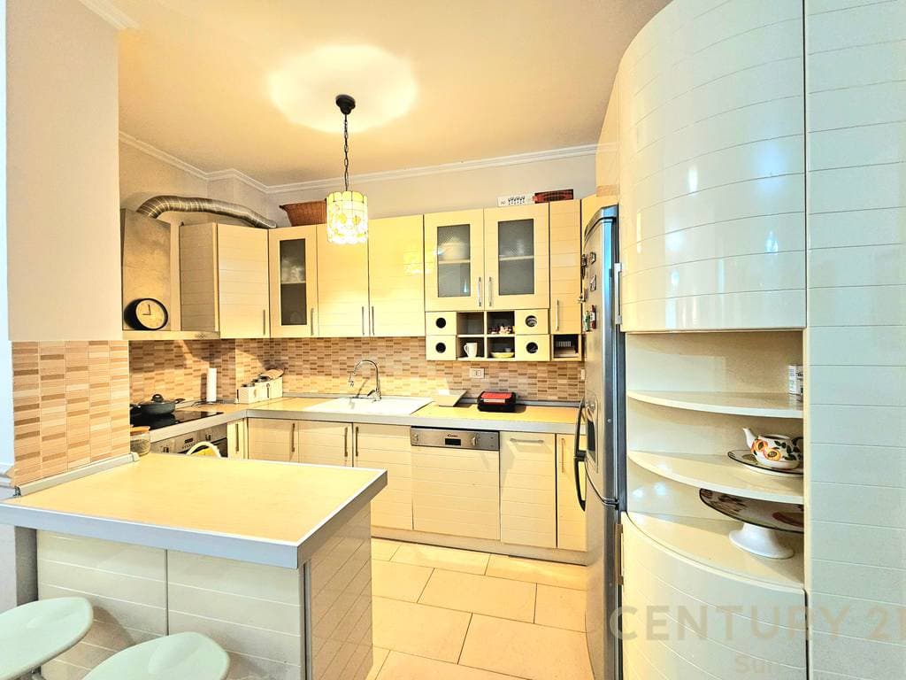 APARTAMENT 2+1+PARKIM PER QIRA PRANE KOPSHTIT ZOOLOGJIK. 4