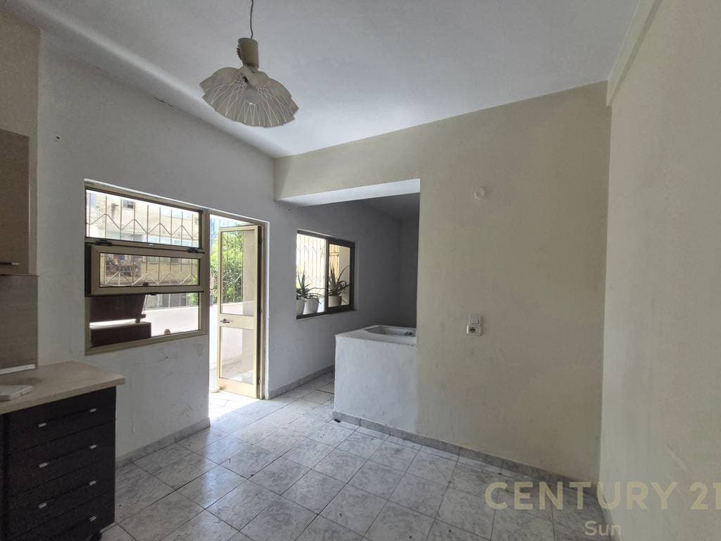 SHITET APARTAMENT 3+1+ 2 BALLKONE – VASIL SHANTO 3