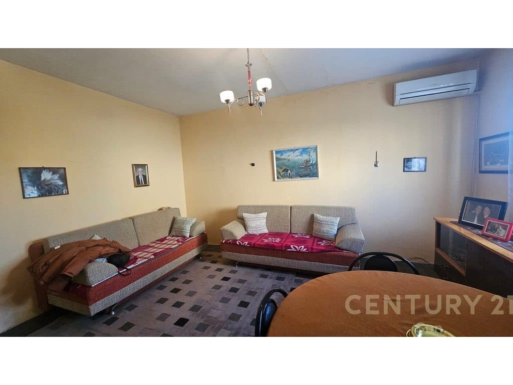 SHITET APARTAMENT 3+1 TEK PROFARMA