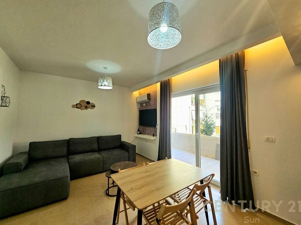 APARTAMENT 2+1 PER QIRA NE ZONEN E KOPSHTIT BOTANIK 2