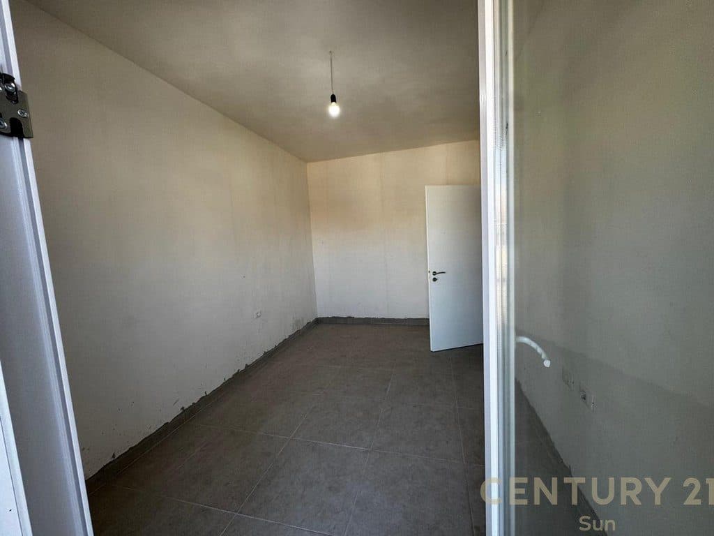 Apartament 1+1 Me Qira në Rruga 5 Maji, Tiranë - 550€ | 68 m² 4