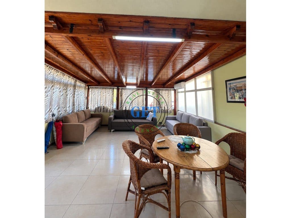 Shitet apartament 1+1 me verandë të madhe | Plazh Iliria, Durrës 2