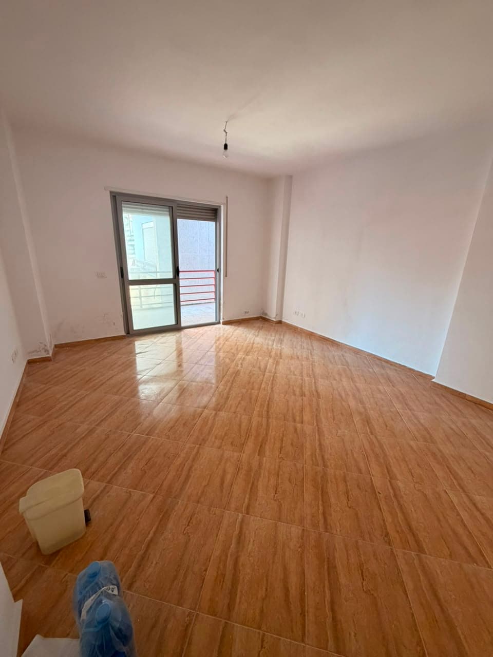 Shitet Apartament 1+1 | Plazh Hekurudha, Durrës 2