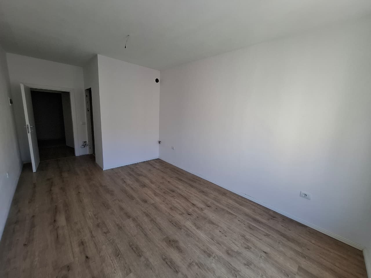 Shitet Apartament 2+1+2 Tualete | Plazh Iliria, Durrës 3