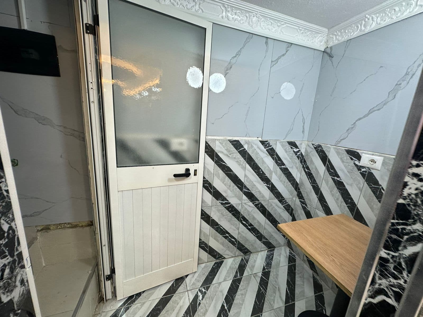 Shitet Ambient Biznesi | UKD, Durrës 3