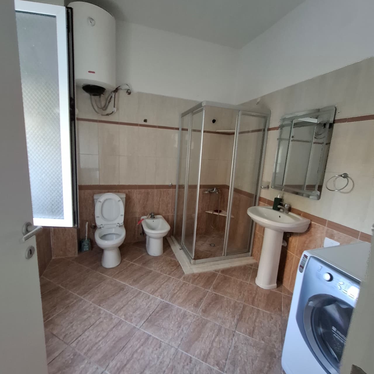 Shitet Shtëpi Private | Lagjja e Re, Durrës 4