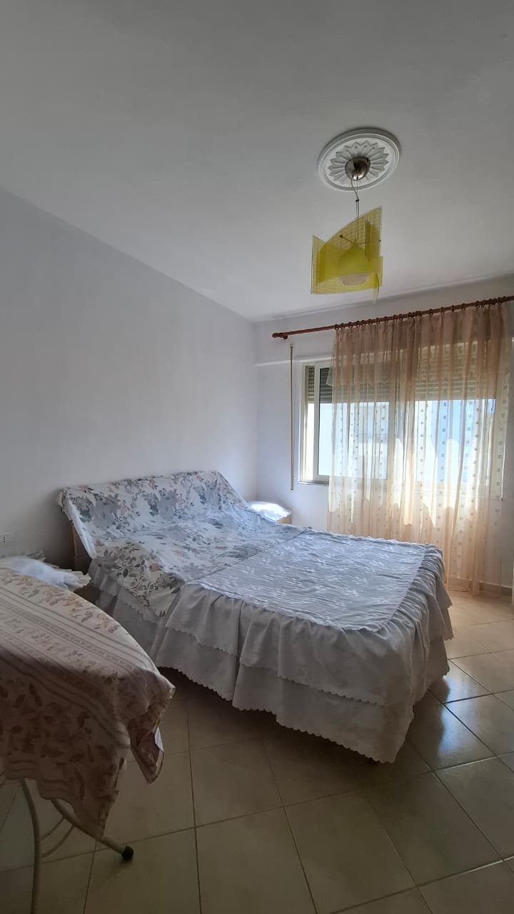 Jepet me Qira Apartament 2+1 | Plazh Iliria, Durrës 4