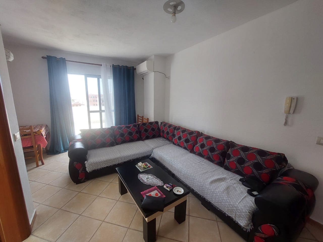 Jepet me Qira Apartament 2+1 | Rrota Kuqe, Plazh, Durrës 3