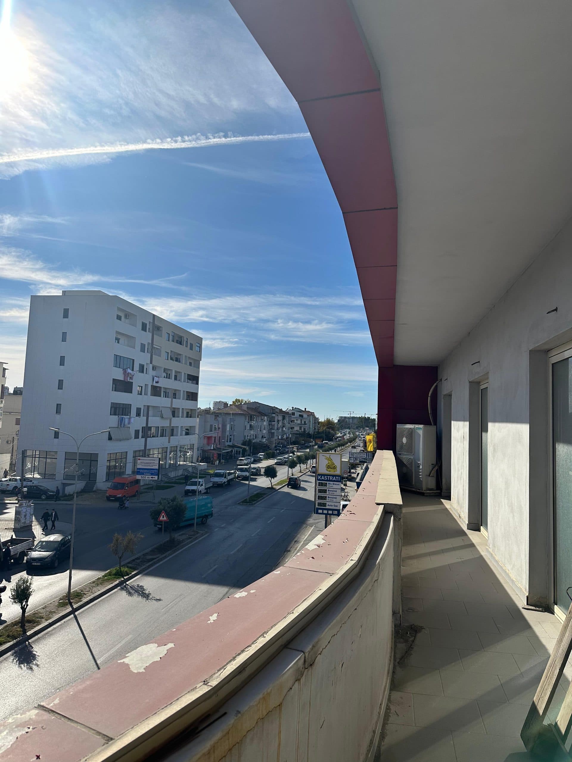 Jepet me Qira Ambient Biznesi | Shkozet, Durrës 2